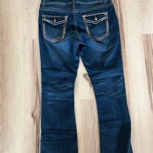 Women’s blue jeans